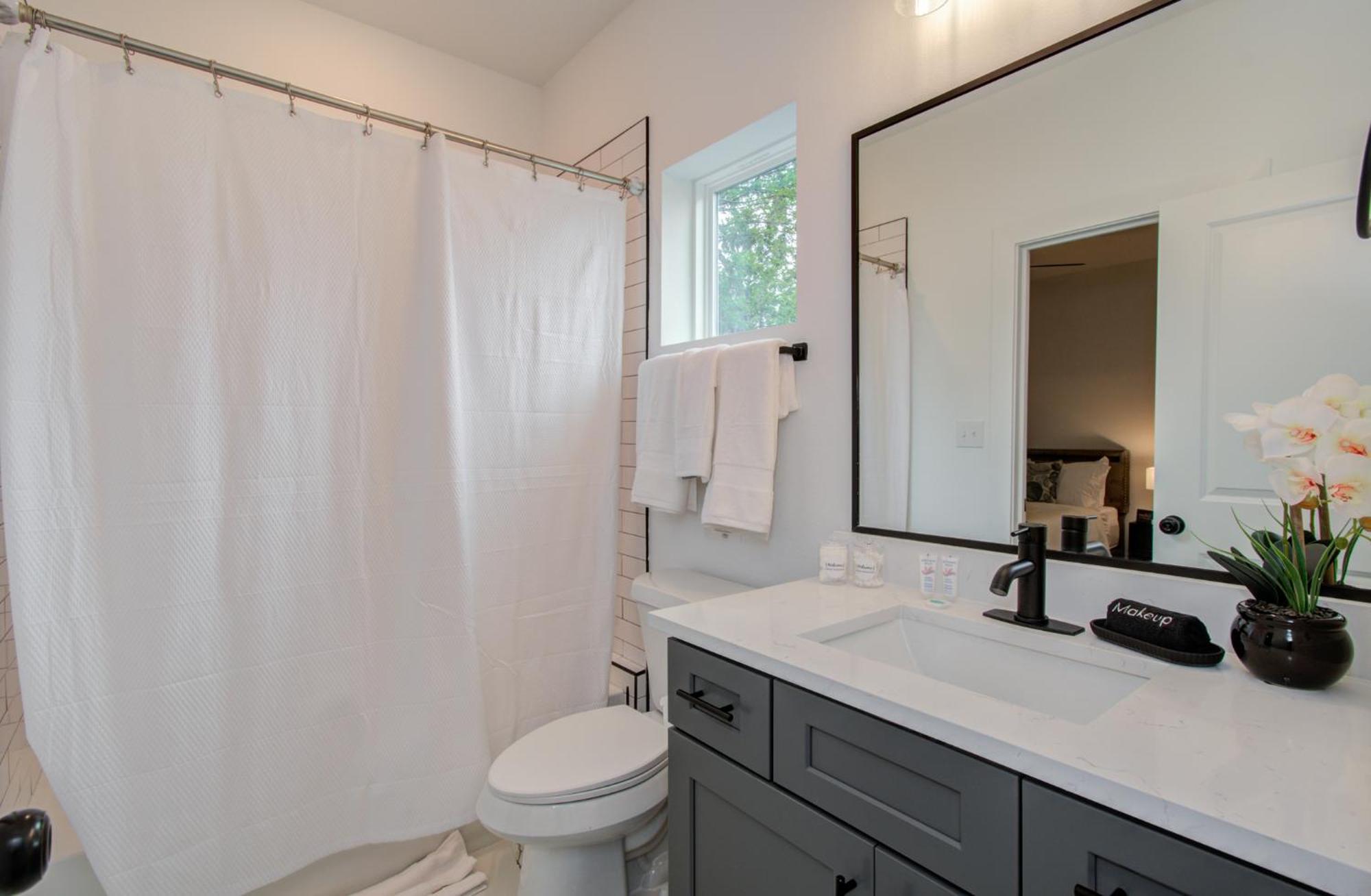 Urban Luxe Getaway 4 Mins To Dt Newly Built Home Houston Exterior foto